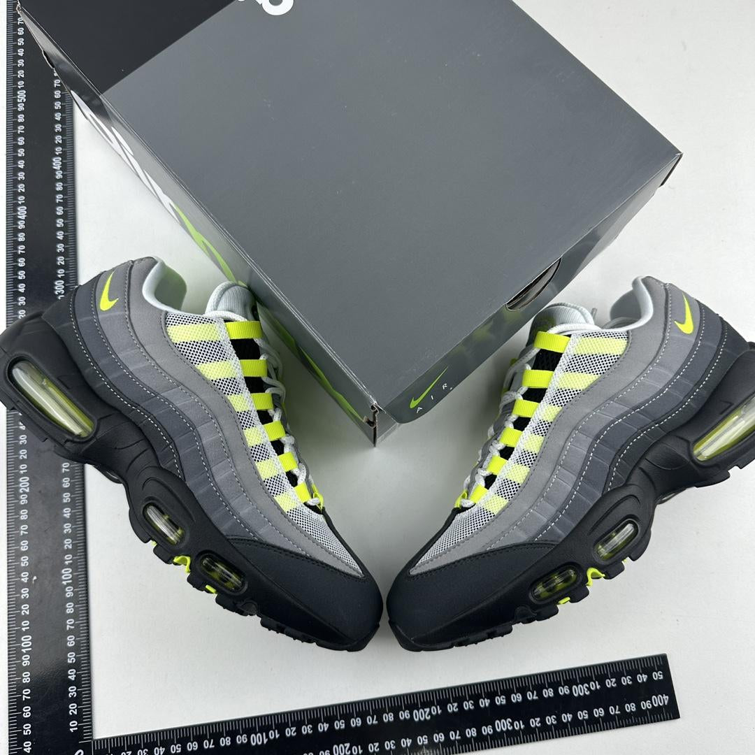 Nike Air Max 95 OG Neon